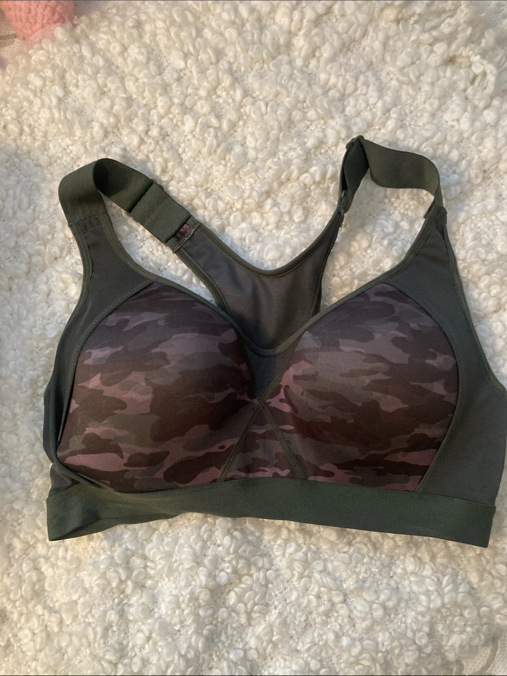 Like new Layer8 camo sport bra size M-L